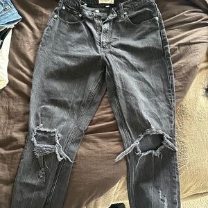 A&F curve love high rise mom Jean